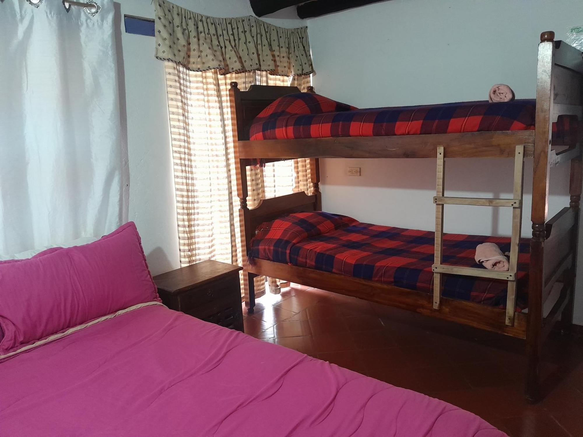 Beija Flor Hostel ビージャ・デ・レイバ エクステリア 写真